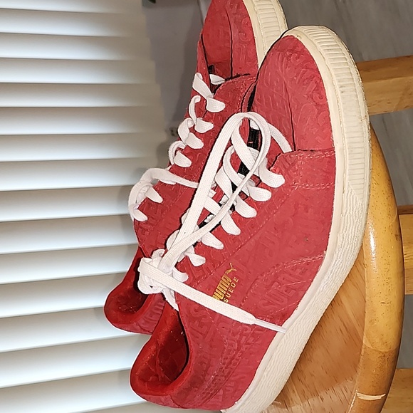Luxury Vintage Suede Puma Sneaker - Picture 3 of 4